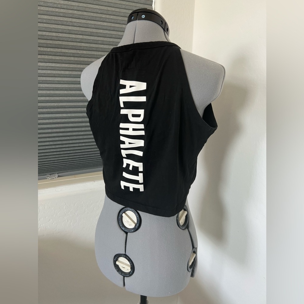 Alphalete cropped tie front top